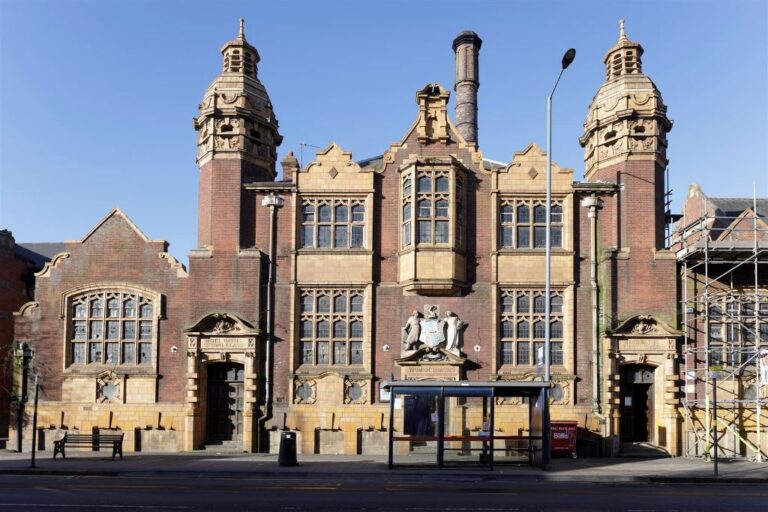 1724394781 moseley road baths