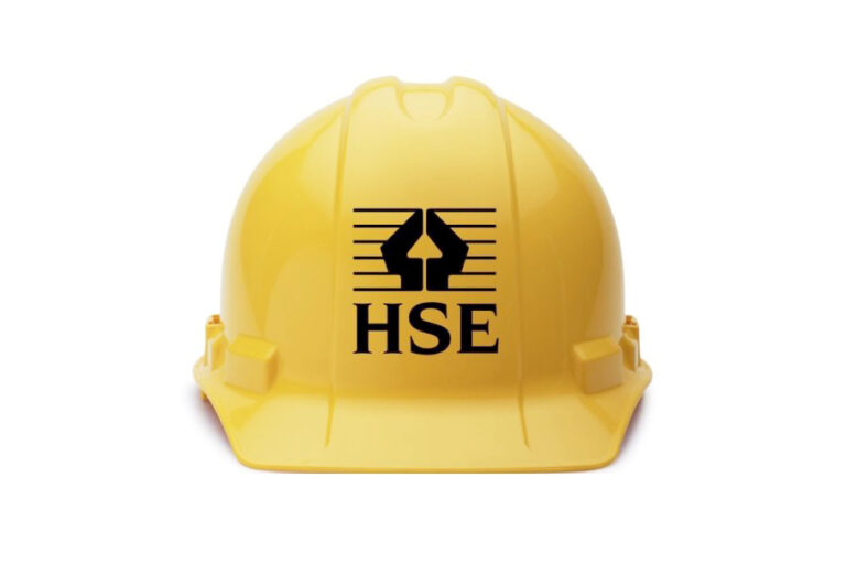 1639470497 hse hat