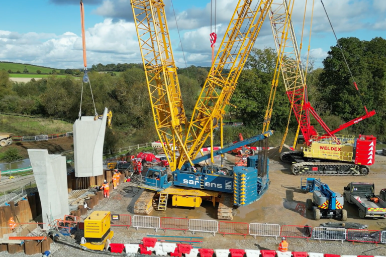 1729666412 crane lifting a pier into position at edgcote viaduct oct 2024