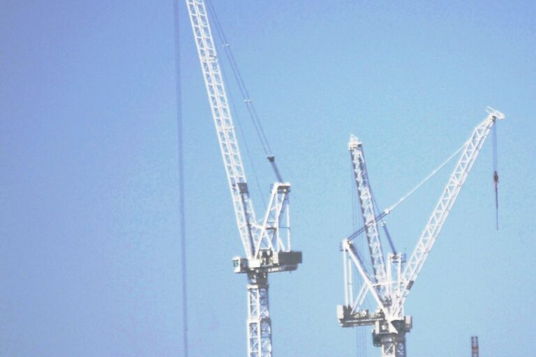 1700466561 tower cranes